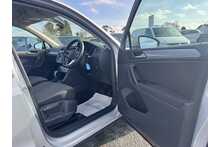 21/21 Volkswagen Tiguan TSI Life SUV 1.5 Automatic Petrol 150 PS