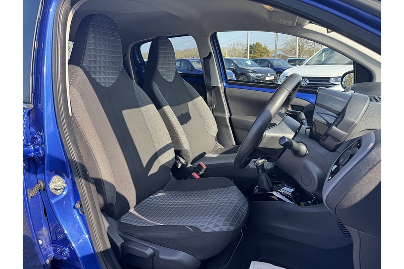 Peugeot Allure Hatchback 1.0 Manual Petrol