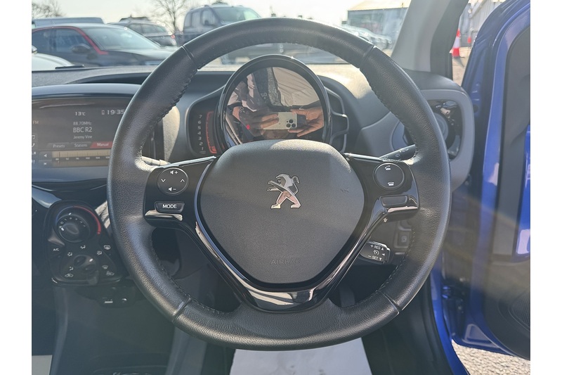 Peugeot Allure Hatchback 1.0 Manual Petrol