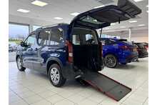 21/21 Peugeot Rifter 1.2 PureTech Allure MPV Petrol EAT 130 ps