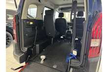 21/21 Peugeot Rifter 1.2 PureTech Allure MPV Petrol EAT 130 ps