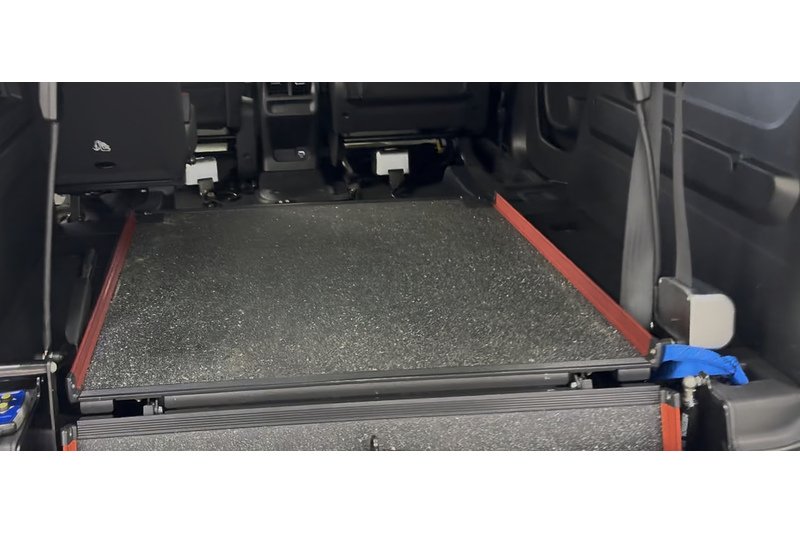 Peugeot 1.2 PureTech Allure Standard MPV 5dr Petrol EAT Euro 6 (s/s) (130 ps)