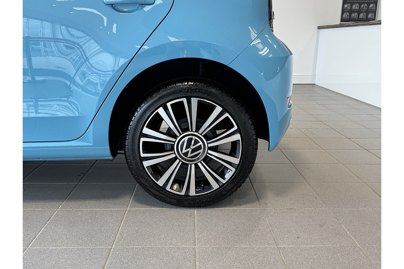 Volkswagen 1.0 Black Edition Hatchback 5dr Petrol Manual Euro 6 (s/s) (65 ps)