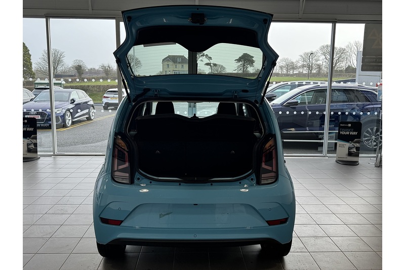 Volkswagen 1.0 Black Edition Hatchback 5dr Petrol Manual Euro 6 (s/s) (65 ps)