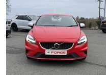 19/19 Volvo V40 2.0 T2 GPF R-Design Nav Plus Petrol Manual 122 ps