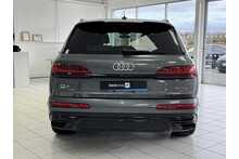 22/72 Audi Q7 3.0 TDI V6 50 Black Edition Diesel Tiptronic quattro 286 ps