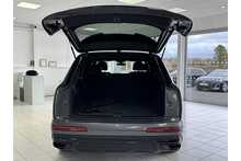 22/72 Audi Q7 3.0 TDI V6 50 Black Edition Diesel Tiptronic quattro 286 ps