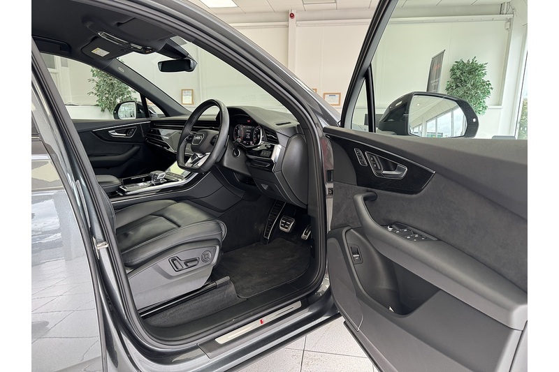 Audi 3.0 TDI V6 50 Black Edition SUV 5dr Diesel Tiptronic quattro Euro 6 (s/s) (286 ps)