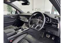 22/72 Audi Q7 3.0 TDI V6 50 Black Edition Diesel Tiptronic quattro 286 ps