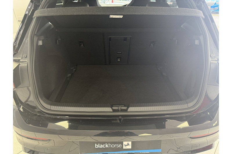 Volkswagen 1.5 TSI R-Line Hatchback 5dr Petrol Manual Euro 6 (s/s) (130 ps)