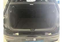 21/21 Volkswagen Golf 1.5 TSI R-Line Hatchback Petrol Manual 130 ps