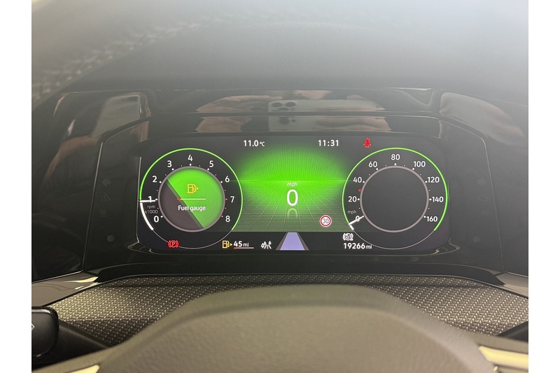 Volkswagen 1.5 TSI R-Line Hatchback 5dr Petrol Manual Euro 6 (s/s) (130 ps)