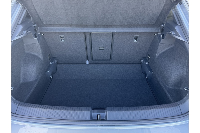 Volkswagen 1.5 TSI R-Line SUV 5dr Petrol DSG Euro 6 (s/s) (150 ps)