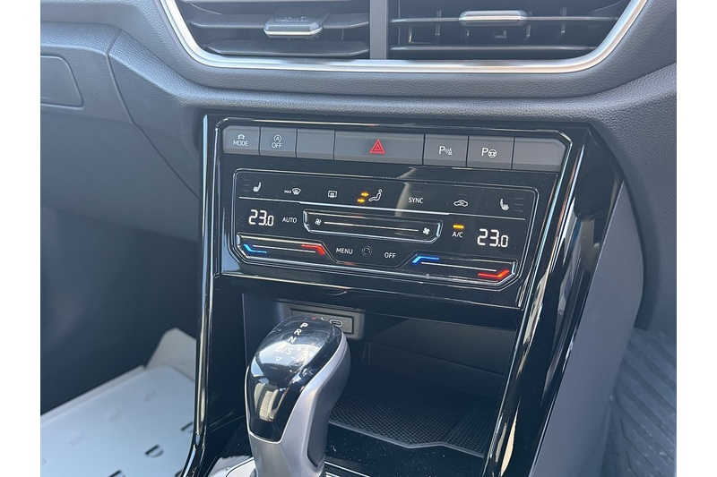 Volkswagen 1.5 TSI R-Line SUV 5dr Petrol DSG Euro 6 (s/s) (150 ps)