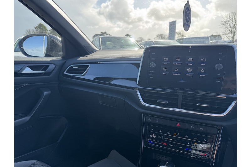 Volkswagen 1.5 TSI R-Line SUV 5dr Petrol DSG Euro 6 (s/s) (150 ps)