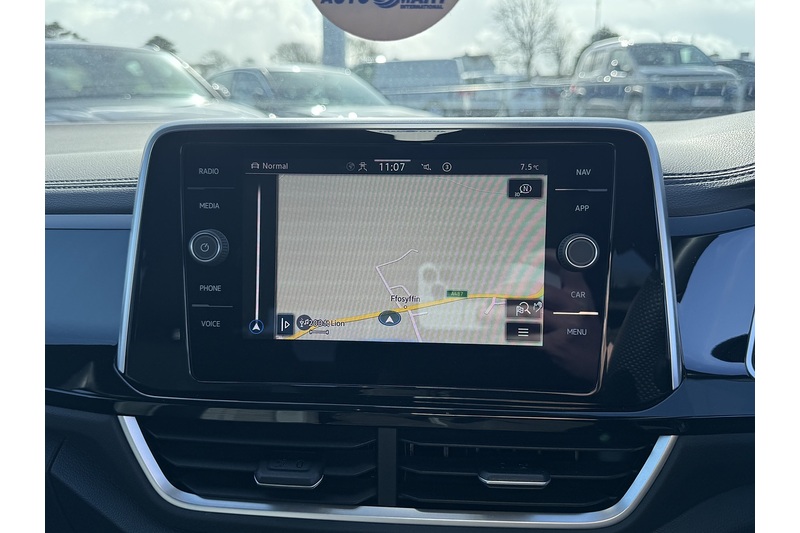 Volkswagen 1.5 TSI R-Line SUV 5dr Petrol DSG Euro 6 (s/s) (150 ps)