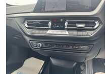 24/24 BMW 1 Series 1.5 118i M Sport DCT 136 ps
