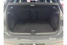 24/24 Volkswagen Golf 1.5 eTSI MHEV R-Line Petrol Hybrid DSG 150 ps