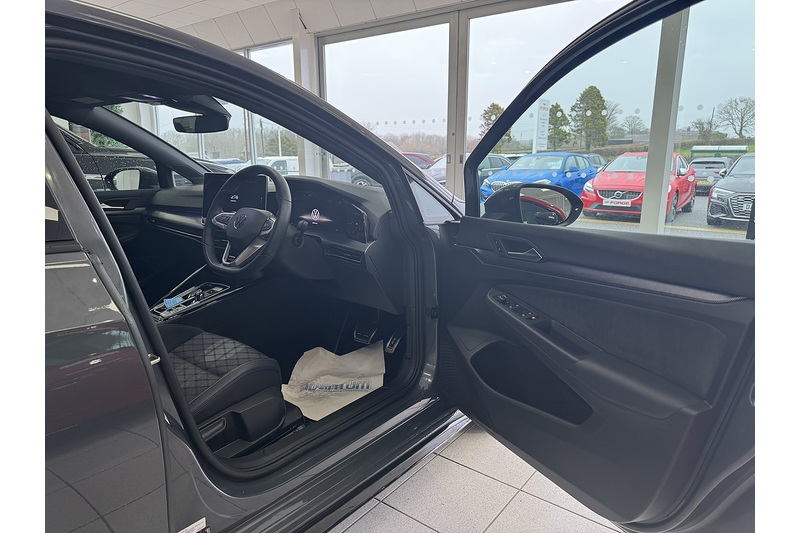 Volkswagen 1.5 eTSI MHEV R-Line Hatchback 5dr Petrol Hybrid DSG Euro 6 (s/s) (150 ps)