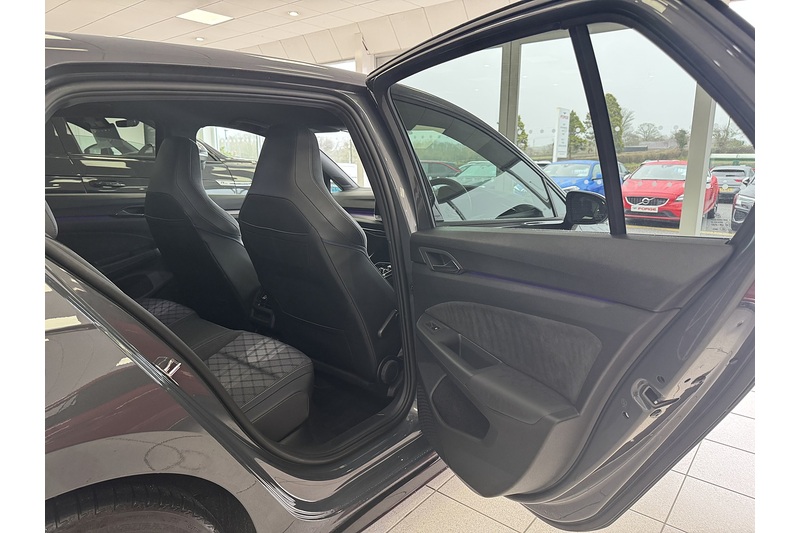 Volkswagen 1.5 eTSI MHEV R-Line Hatchback 5dr Petrol Hybrid DSG Euro 6 (s/s) (150 ps)