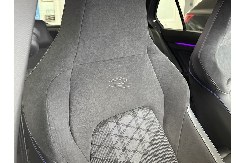 Volkswagen 1.5 eTSI MHEV R-Line Hatchback 5dr Petrol Hybrid DSG Euro 6 (s/s) (150 ps)