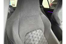 24/24 Volkswagen Golf 1.5 eTSI MHEV R-Line Petrol Hybrid DSG 150 ps