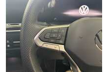 24/24 Volkswagen Golf 1.5 eTSI MHEV R-Line Petrol Hybrid DSG 150 ps