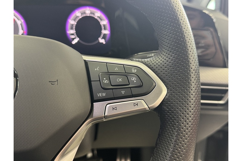 Volkswagen 1.5 eTSI MHEV R-Line Hatchback 5dr Petrol Hybrid DSG Euro 6 (s/s) (150 ps)