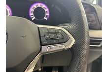 24/24 Volkswagen Golf 1.5 eTSI MHEV R-Line Petrol Hybrid DSG 150 ps