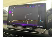 24/24 Volkswagen Golf 1.5 eTSI MHEV R-Line Petrol Hybrid DSG 150 ps