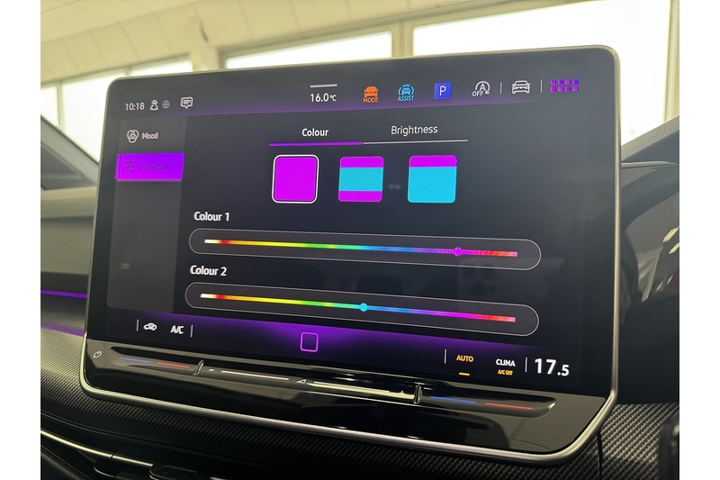 Volkswagen 1.5 eTSI MHEV R-Line Hatchback 5dr Petrol Hybrid DSG Euro 6 (s/s) (150 ps)