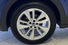 21/71  Volkswagen T-Cross 1.0 TSI SE