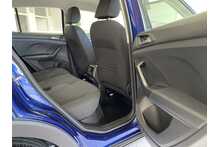 21/71  Volkswagen T-Cross 1.0 TSI SE