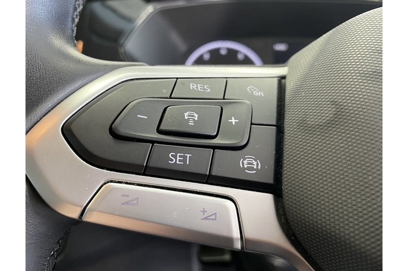 Volkswagen TSI SE SUV 1.0 Manual Petrol