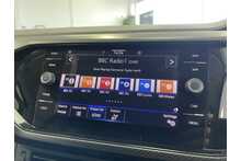 21/71  Volkswagen T-Cross 1.0 TSI SE