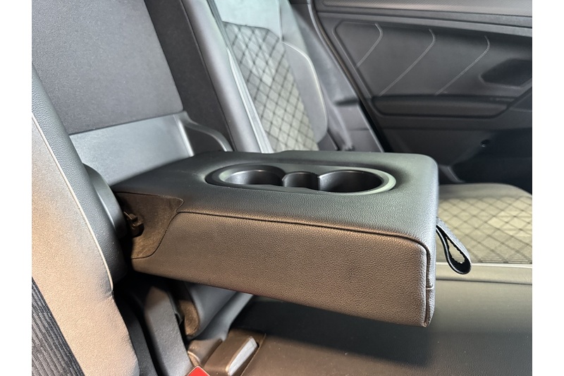 Volkswagen 1.5 TSI R-Line SUV 5dr Petrol DSG Euro 6 (s/s) (150 ps)