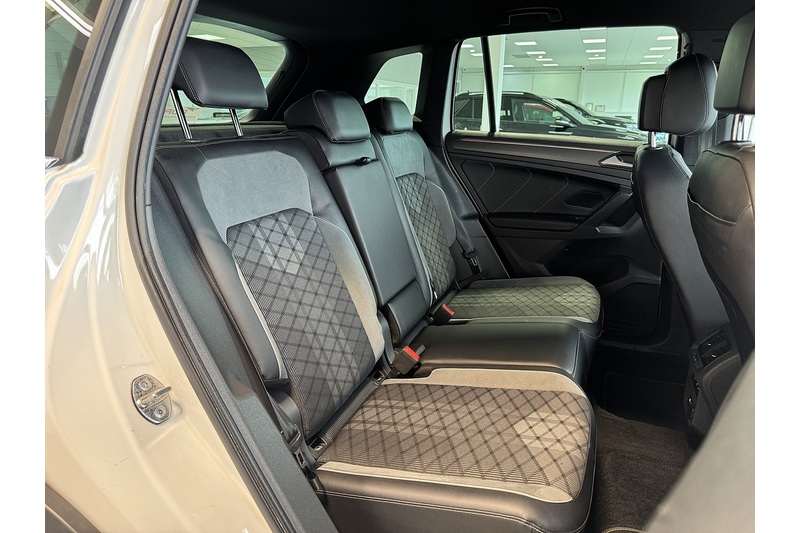 Volkswagen 1.5 TSI R-Line SUV 5dr Petrol DSG Euro 6 (s/s) (150 ps)