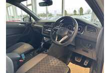 21/71 Volkswagen Tiguan 1.5 TSI R-Line Petrol DSG 150 ps