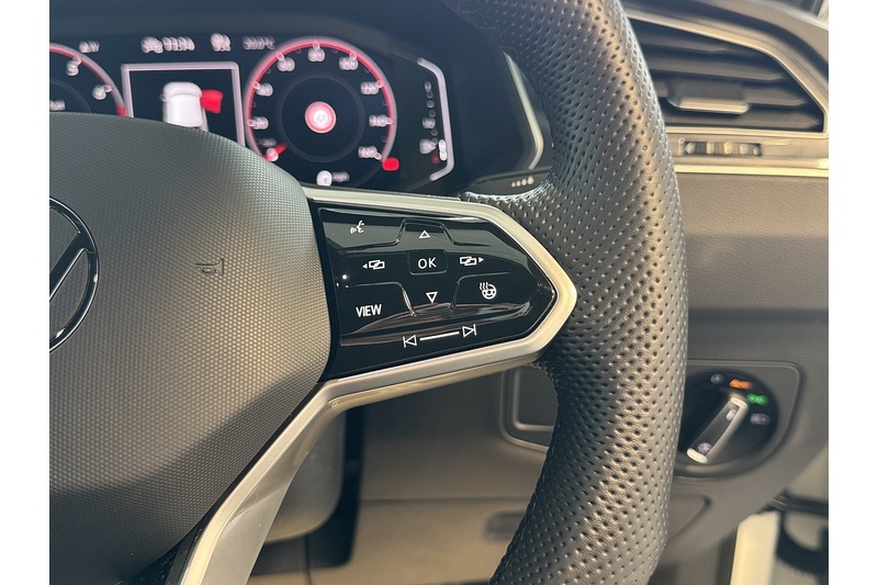 Volkswagen 1.5 TSI R-Line SUV 5dr Petrol DSG Euro 6 (s/s) (150 ps)