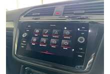 21/71 Volkswagen Tiguan 1.5 TSI R-Line Petrol DSG 150 ps