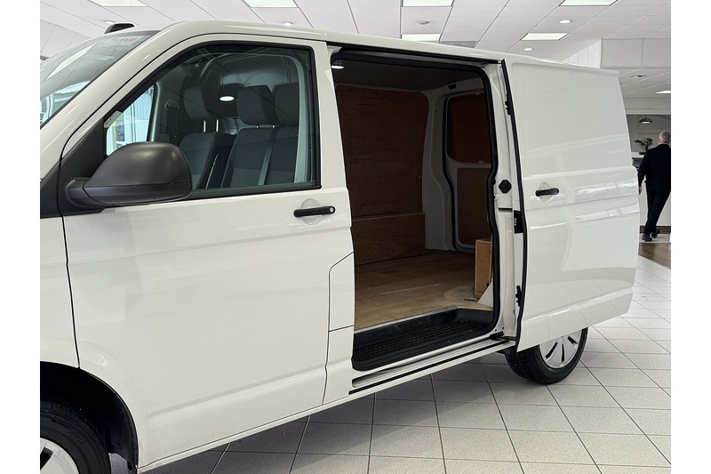 Volkswagen 2.0 TDI T30 Startline Panel Van 5dr Diesel Manual FWD SWB Euro 6 (s/s) (150 ps)
