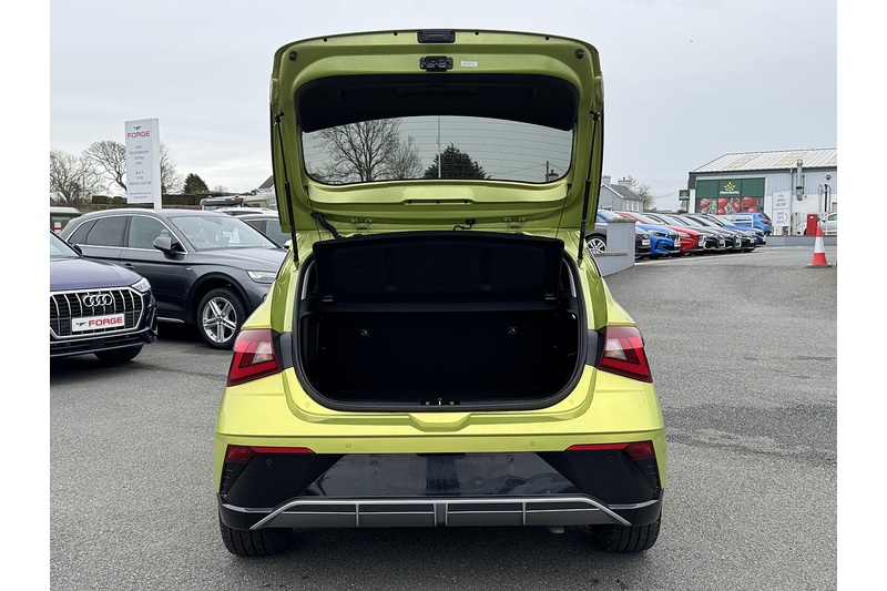 Hyundai 1.0 T-GDi Ultimate Hatchback 5dr Petrol DCT Euro 6 (s/s) (100 ps)