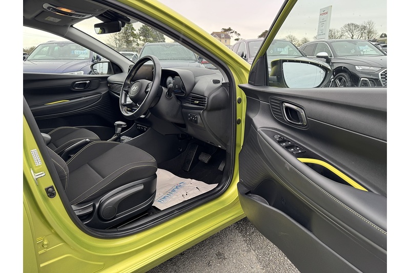 Hyundai 1.0 T-GDi Ultimate Hatchback 5dr Petrol DCT Euro 6 (s/s) (100 ps)