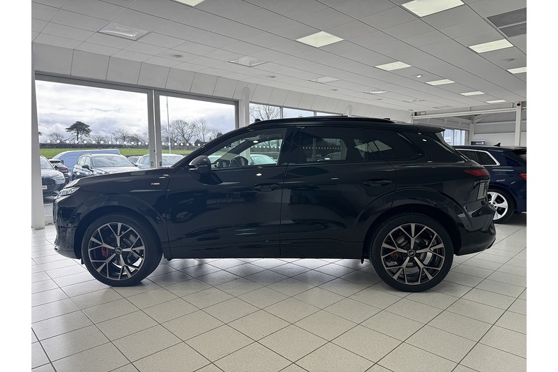 Audi Edition 1 Tfsi Quattro 265 PS S Tronic 2.0 5dr Estate Semi Auto Petrol