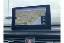 19/19 Audi A4 Avant 2.0 TFSI 35 Black Edition Estate Manual 150 ps