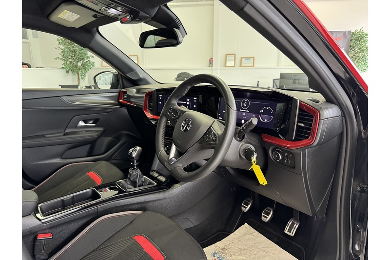 Vauxhall 1.2 Turbo GS SUV 5dr Petrol Manual Euro 6 (s/s) (136 ps)