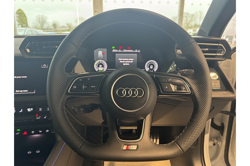 Audi 1.5 TFSIe Black Edition Sportback 5dr Petrol Plug-in Hybrid S Tronic Euro 6 (s/s) 17.9kWh (204 ps)