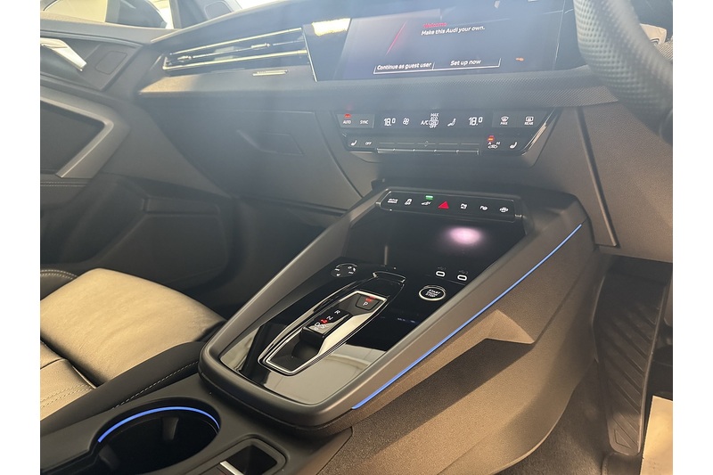 Audi 1.5 TFSIe Black Edition Sportback 5dr Petrol Plug-in Hybrid S Tronic Euro 6 (s/s) 17.9kWh (204 ps)