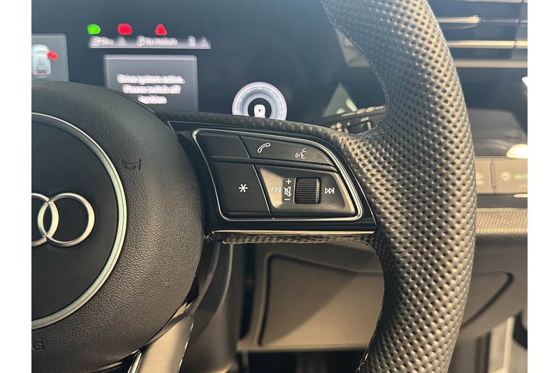 Audi 1.5 TFSIe Black Edition Sportback 5dr Petrol Plug-in Hybrid S Tronic Euro 6 (s/s) 17.9kWh (204 ps)