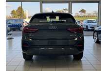21/71 Audi Q3 1.5 TFSI CoD 35 Sport 5dr Petrol S Tronic 150 ps